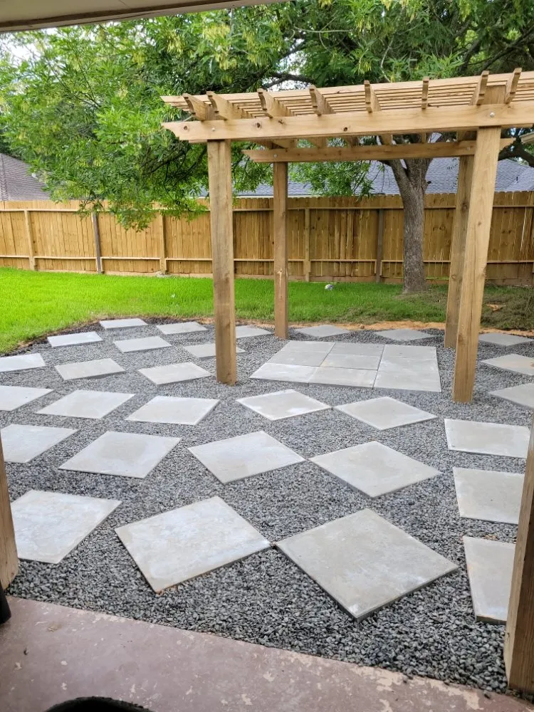 Reliable lawn mowing service in Houston, TX - Zavala Landscaping