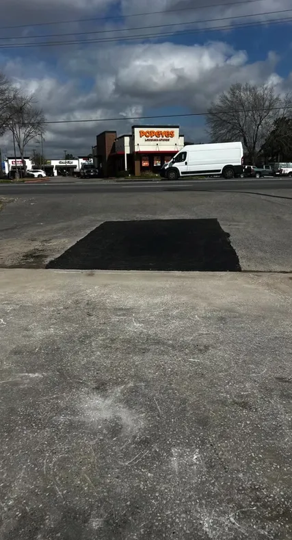 Trusted landscape installation for homes in Houston, TX by Zavala Services