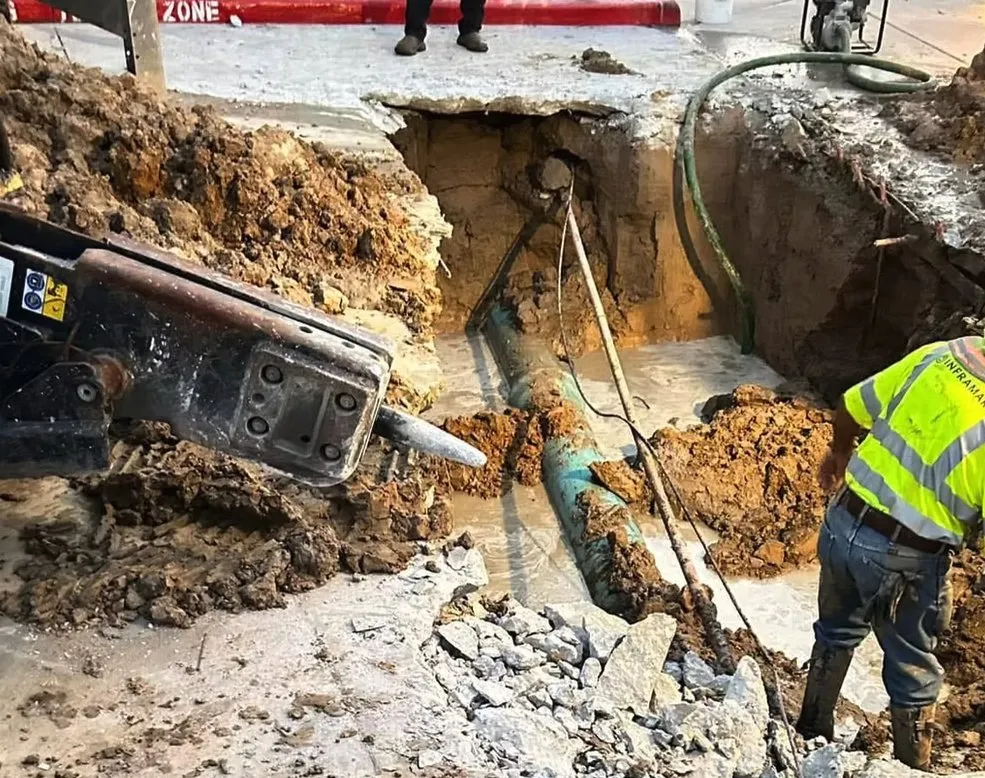 Custom garden landscaping for beautiful yards in Houston, TX by Zavala Services