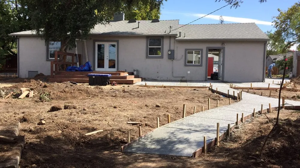 Professional landscape installation for homes in Sacramento, CA by Zavala's Landscape