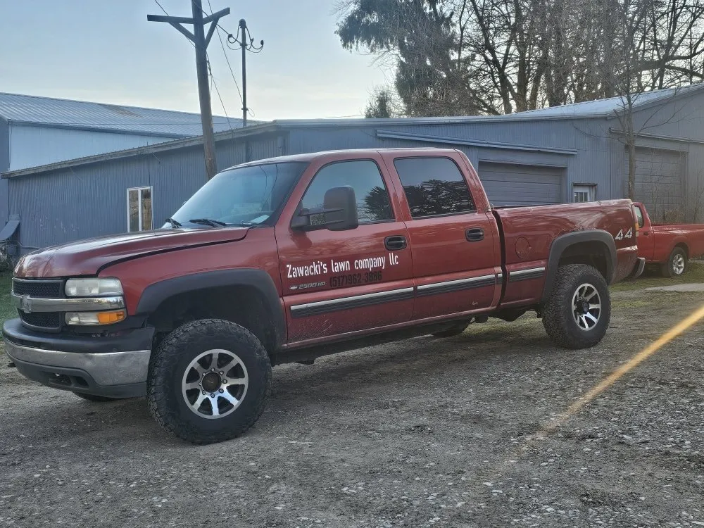 Affordable yard cleanup service for year-round maintenance across Jackson, MI - Zawacki's Lawn Company