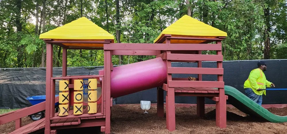 Custom yard cleanup service in Covington, GA - Zays landscaping