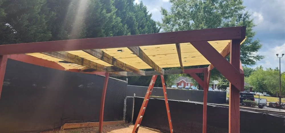 Affordable yard maintenance in Covington, GA by Zays landscaping