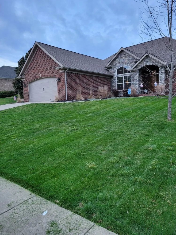 Expert yard maintenance in Cynthiana, KY - Zay's Lawncare Solution