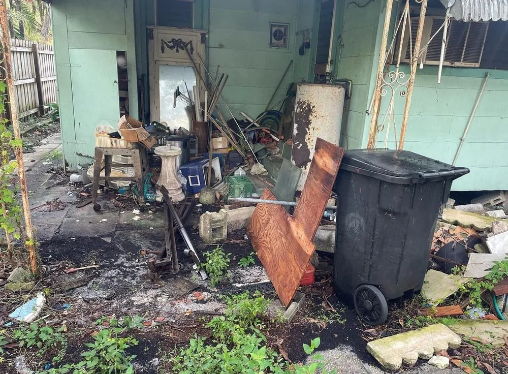 Reliable residential landscaping in Memphis, TN by Z&C Cleanup, Landscape, And Dumpster Rental