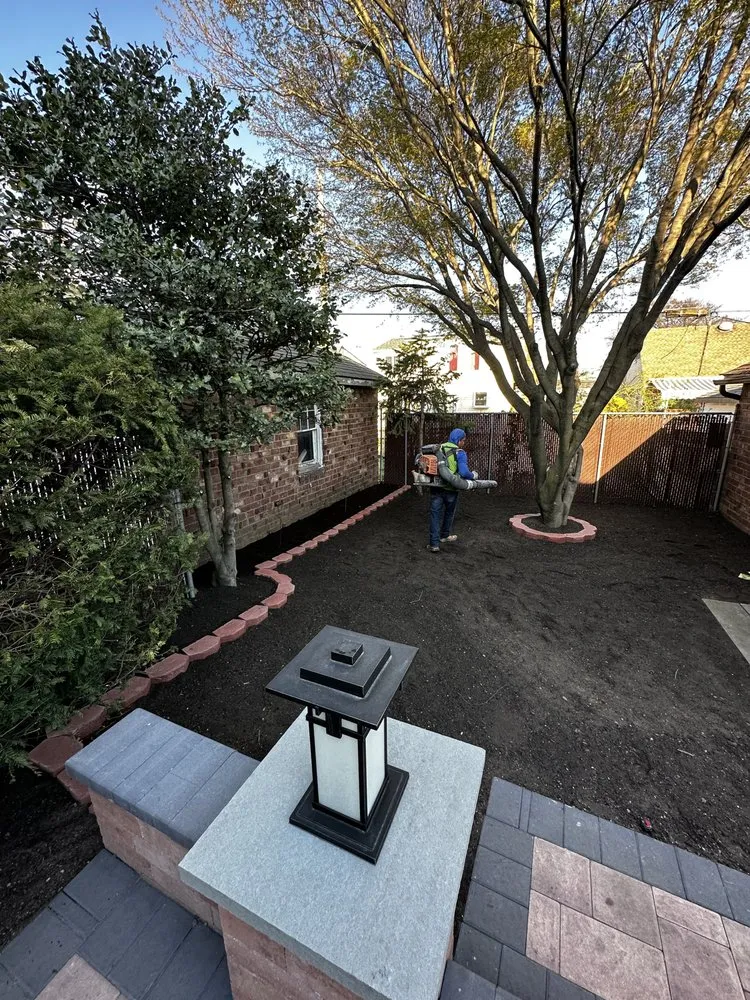 Local yard cleanup service for year-round maintenance in Franklin Square, NY by ZCanales Landscaping