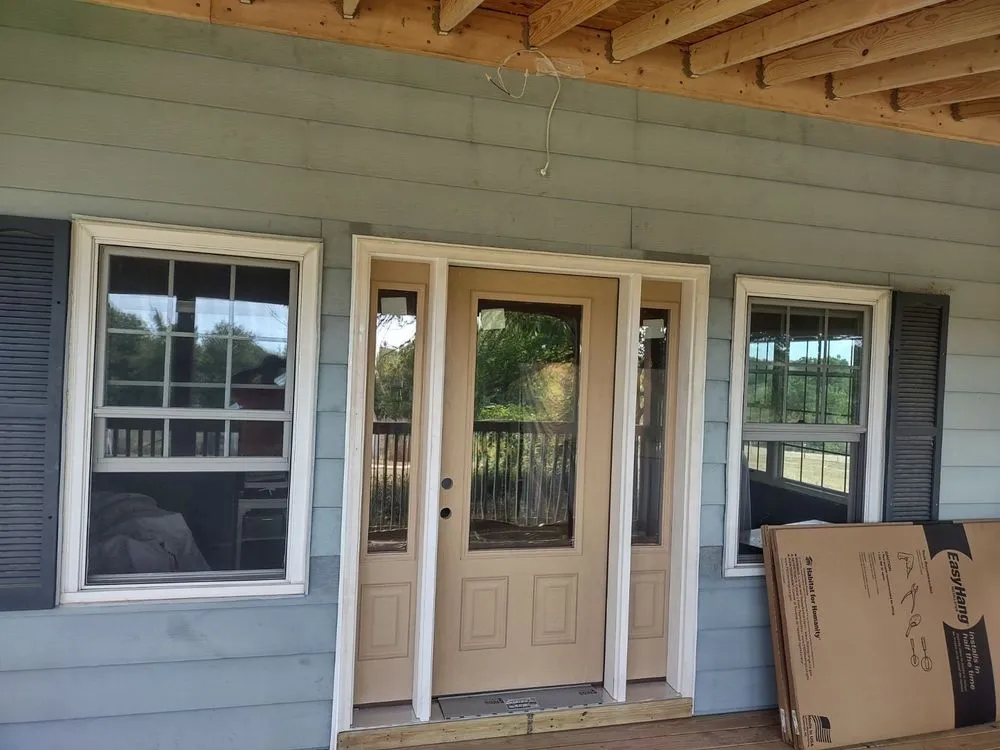 Reliable landscaping services for beautiful yards across Des Moines, IA - Zed construction handyman services