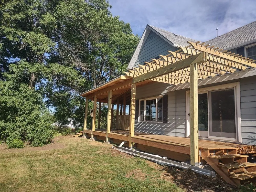 Affordable landscape installation for residential properties across Des Moines, IA - Zed construction handyman services