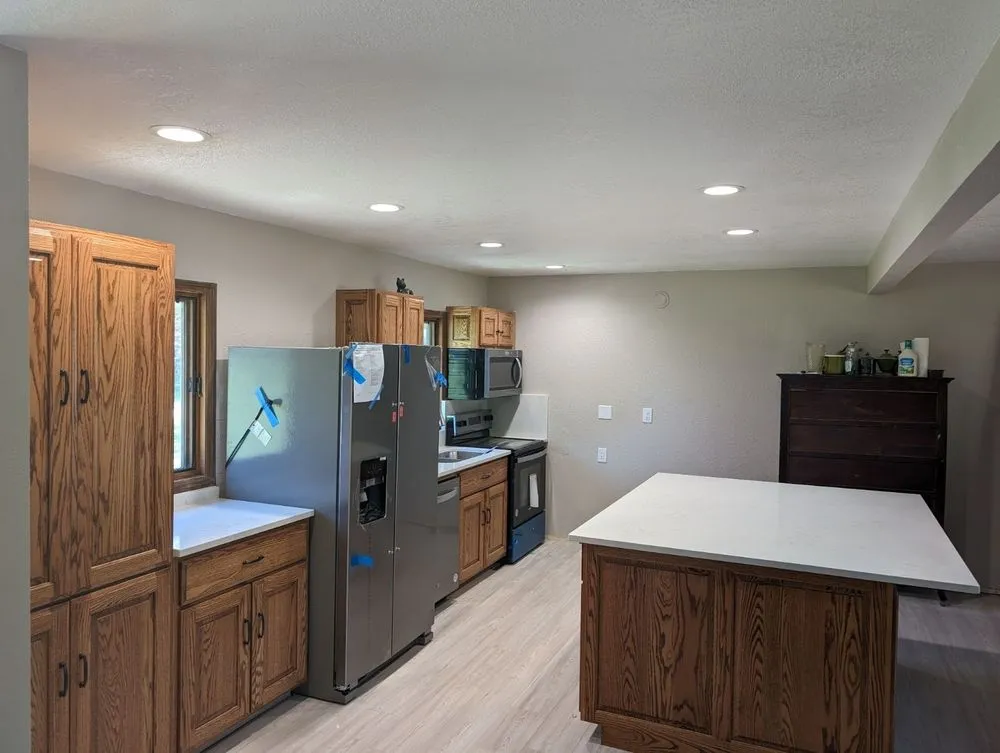 Trusted yard maintenance near you in Des Moines, IA by Zed construction handyman services