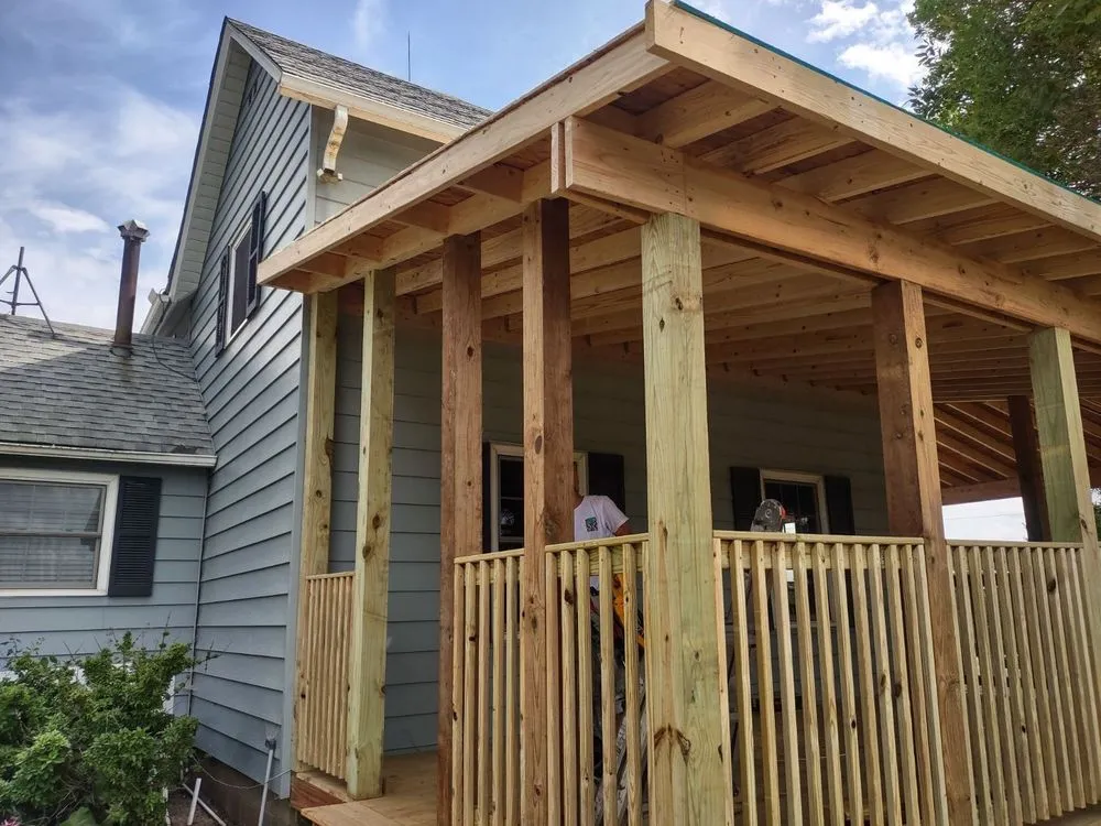 Local landscape design in Des Moines, IA by Zed construction handyman services