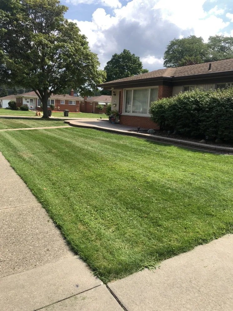 Affordable garden landscaping in Inkster, MI by Zeeks Lawn Care and Snow Removal
