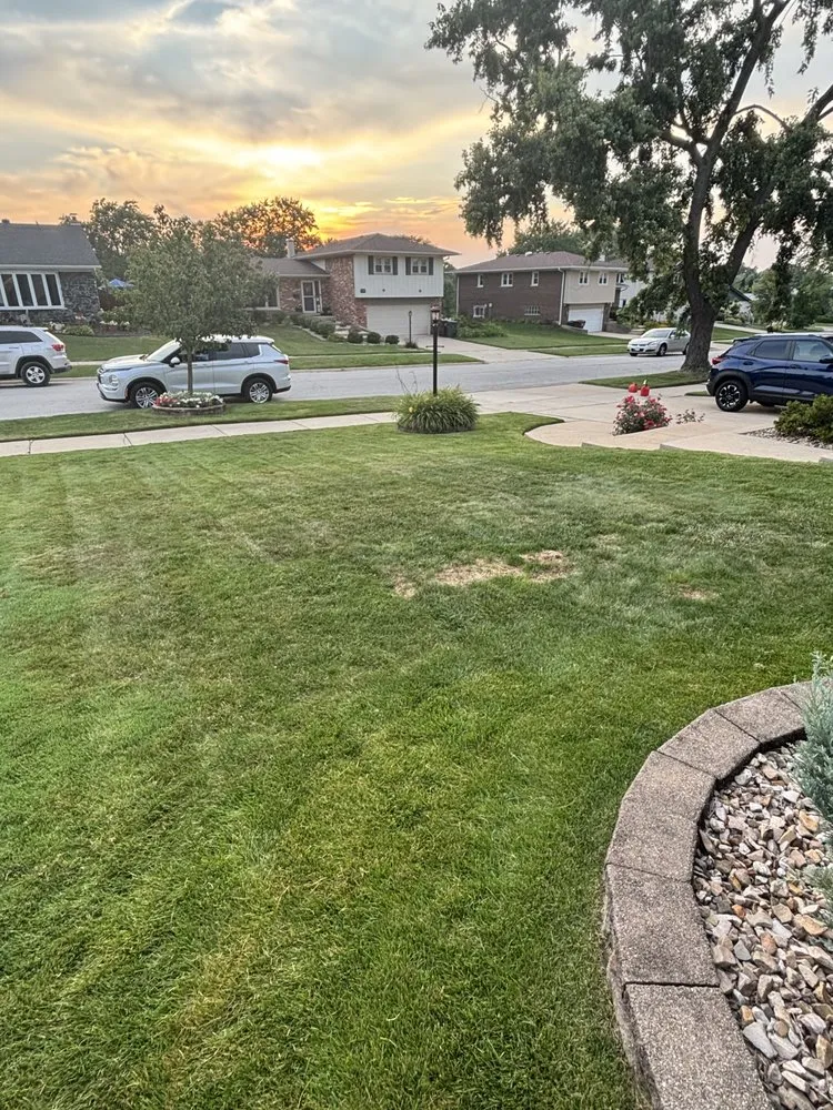 Reliable lawn care service in Oak Forest, IL by Zees Landscaping