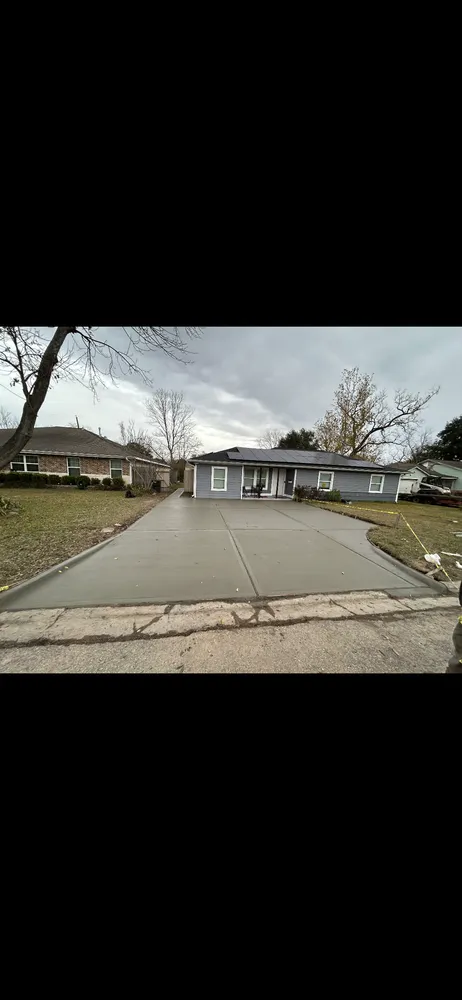 Reliable lawn mowing service in Richardson, TX by Zeidan Construction Design