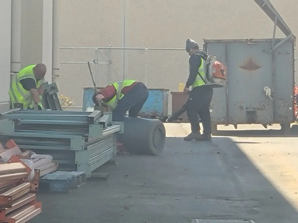 Expert landscaping services in Seattle, WA - Zeke's Landscape & Maintenance