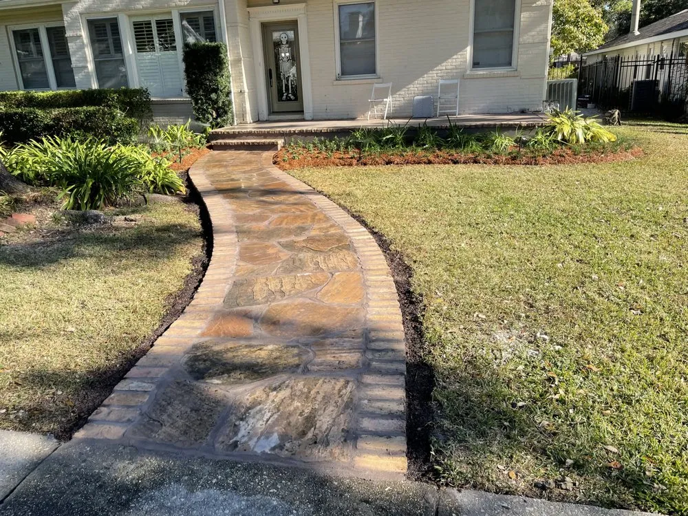 Expert landscaping services experts serving Kenner, LA - Zelaya Landscaping