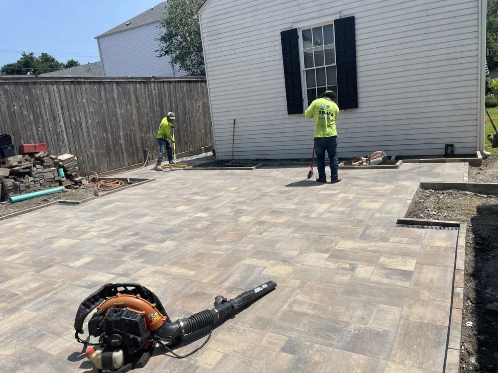 Local lawn care service for residential properties in Kenner, LA by Zelaya Landscaping