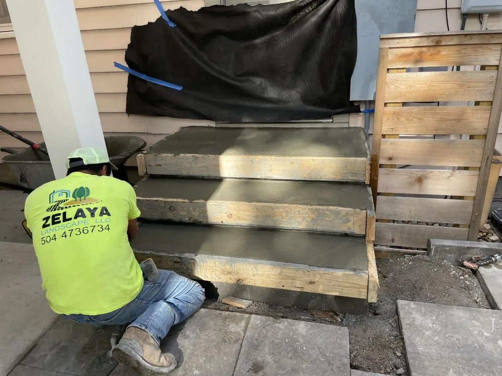 Custom yard maintenance for residential properties in Kenner, LA by Zelaya Landscaping