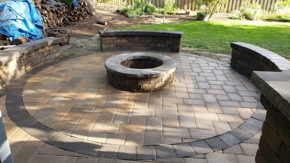 Local garden landscaping near you in Mountlake Terrace, WA by Zeledon Pavers Patio