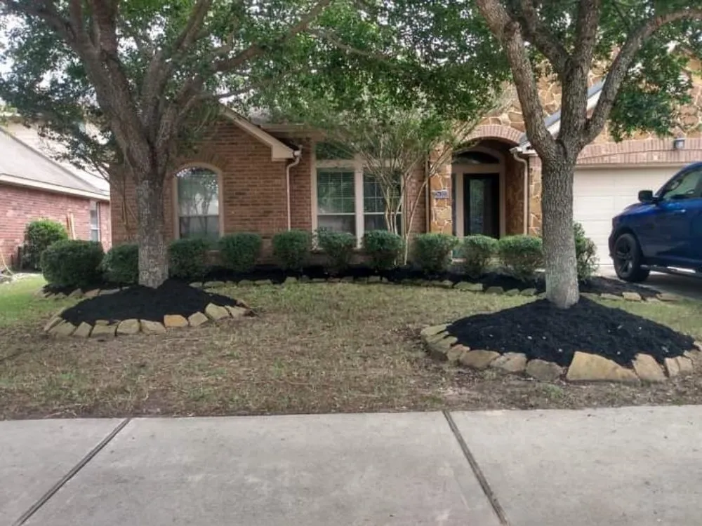 Professional outdoor landscaping in Richmond, TX by Zena's Lawn Service