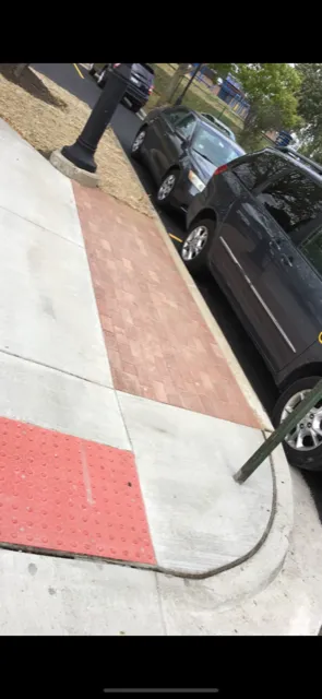 Local outdoor landscaping for residential properties in Des Plaines, IL by Zerafin Landscaping