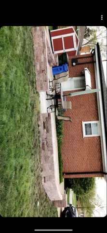 Expert lawn care service in Des Plaines, IL by Zerafin Landscaping