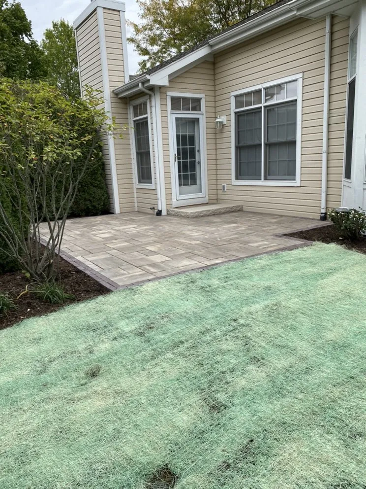 Professional residential landscaping experts serving Elgin, IL - ZGreen Landscape