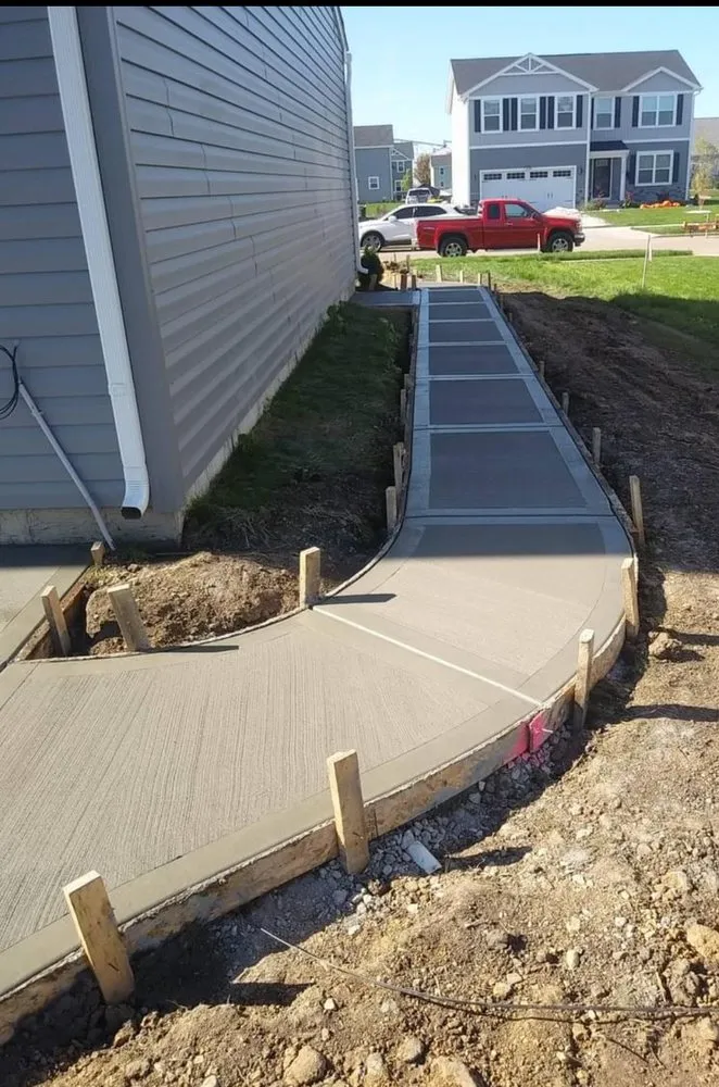 Top-rated landscaping services in Poplar Grove, IL by Z&H LawnCare & Construction