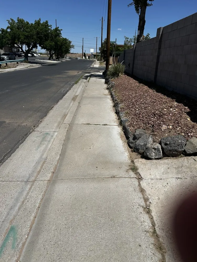 Reliable lawn care service for residential properties in Albuquerque, NM by ZiaLawnCare