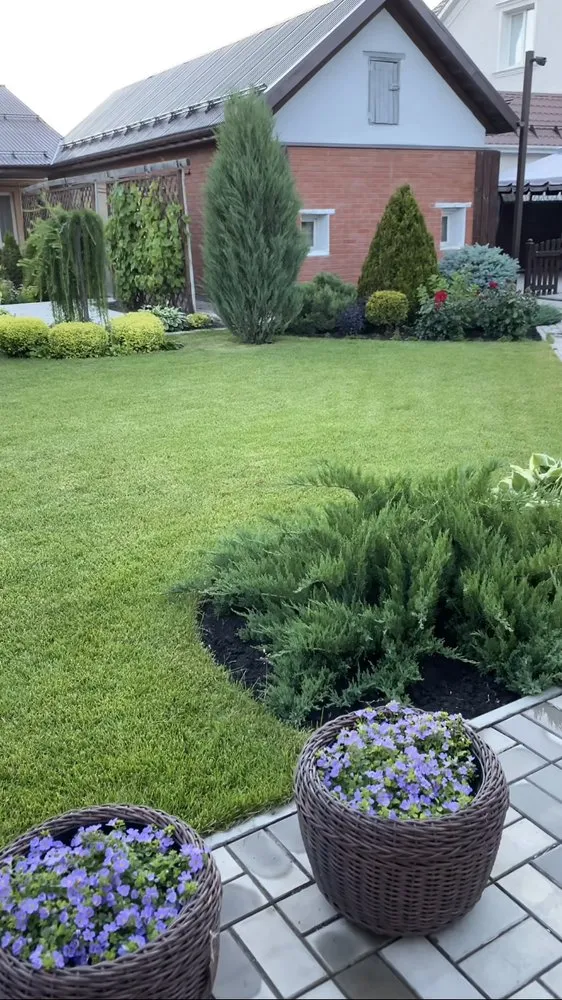 Top-rated yard maintenance for homes in Cumming, GA by Ziba Landscaping