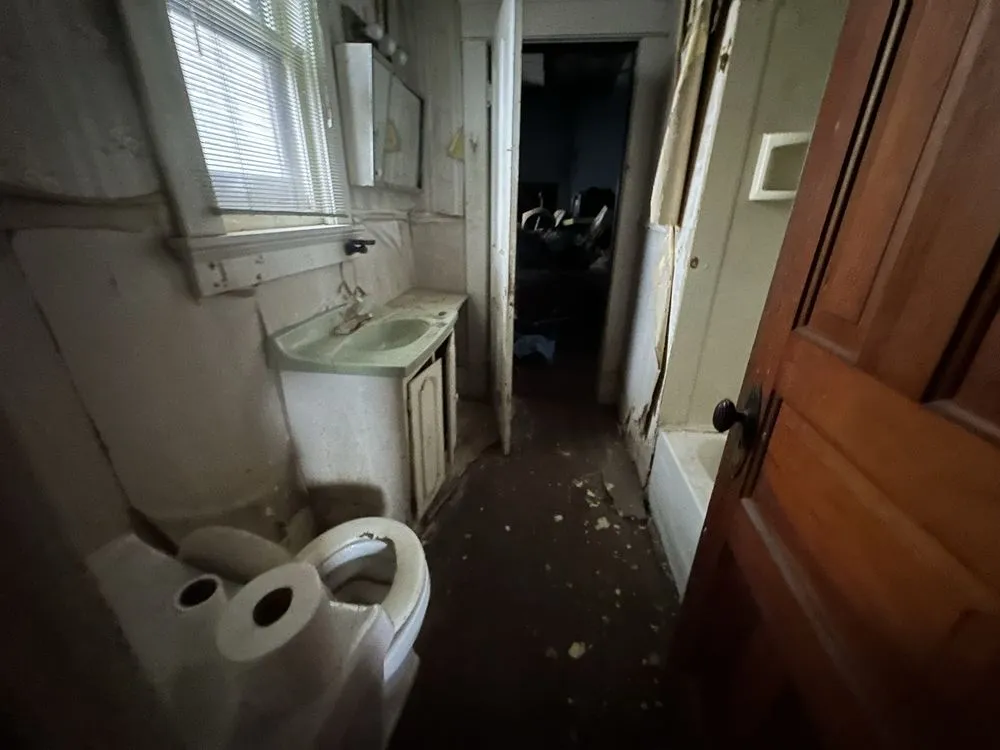 Custom lawn mowing service experts serving Beverly, OH - Zinth Junk Removal