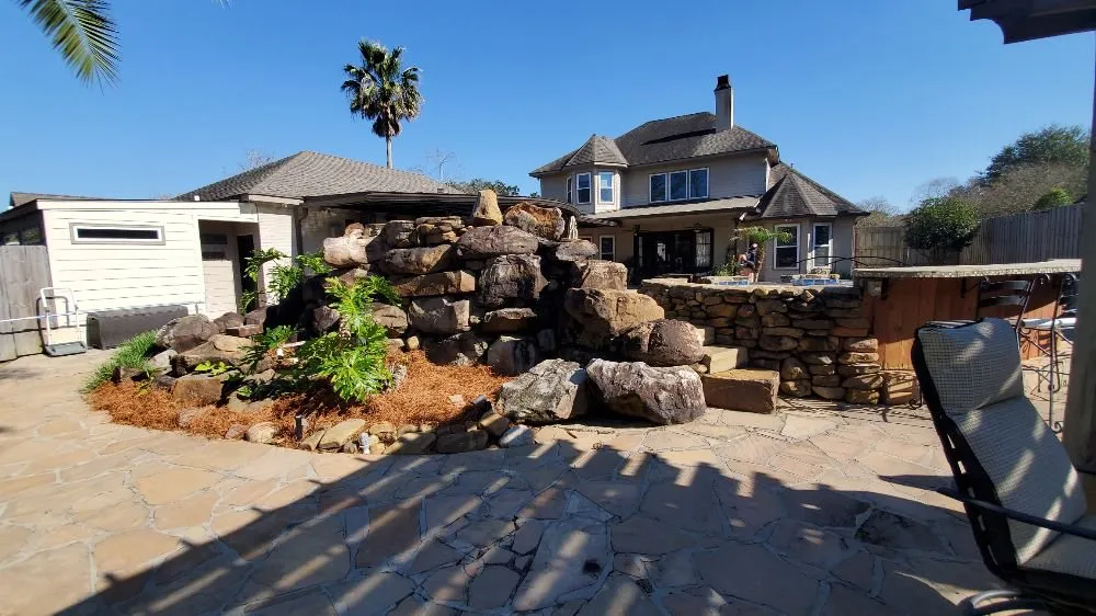 Top-rated lawn care service experts serving Baton Rouge, LA - Zion Lawn & Landscape