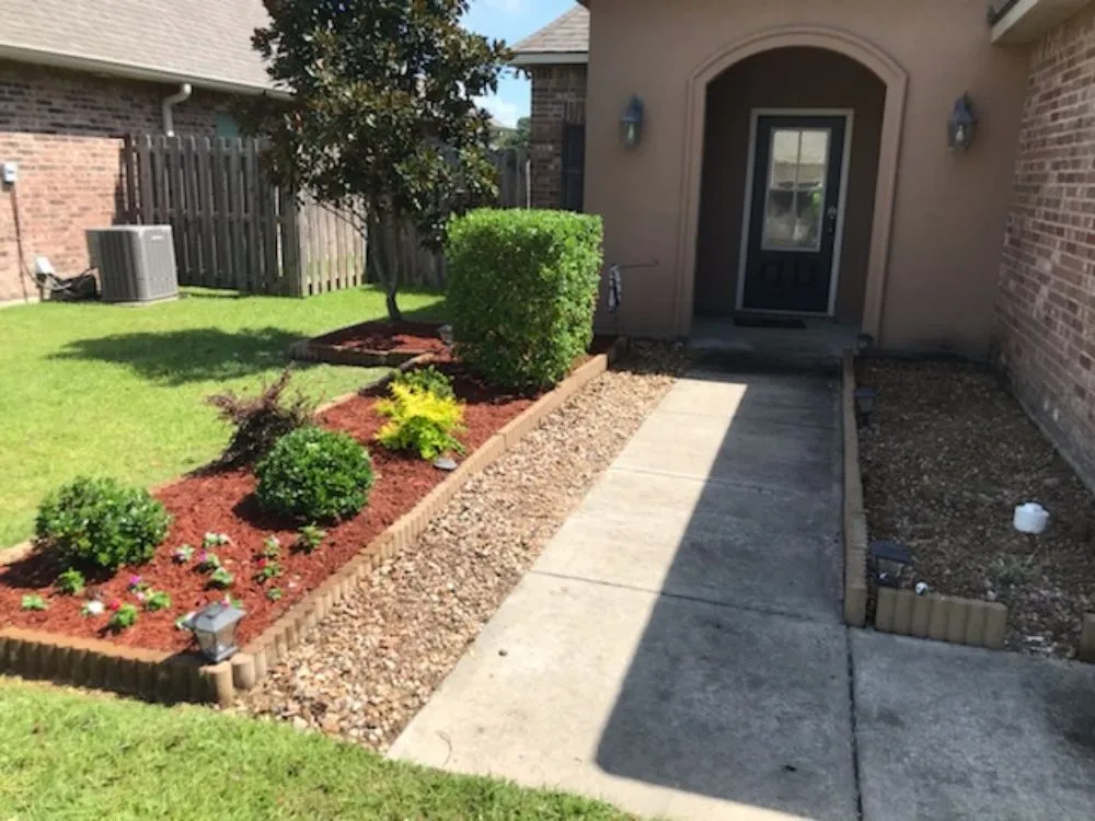 Expert yard maintenance experts serving Baton Rouge, LA - Zion Lawn & Landscape