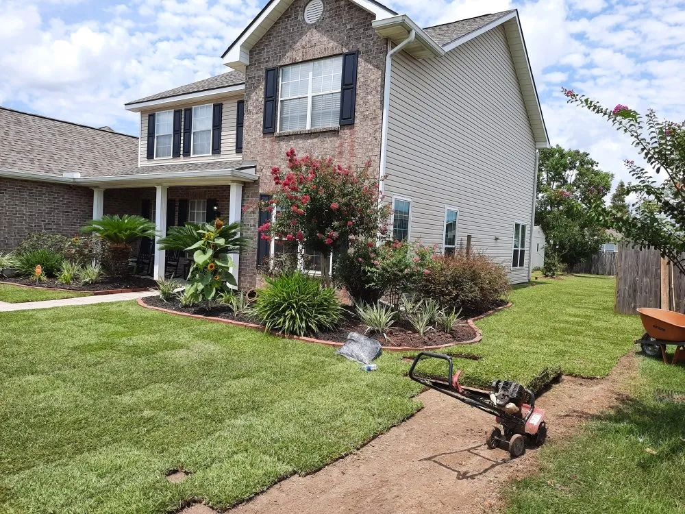 Trusted residential landscaping in Baton Rouge, LA by Zion Lawn & Landscape