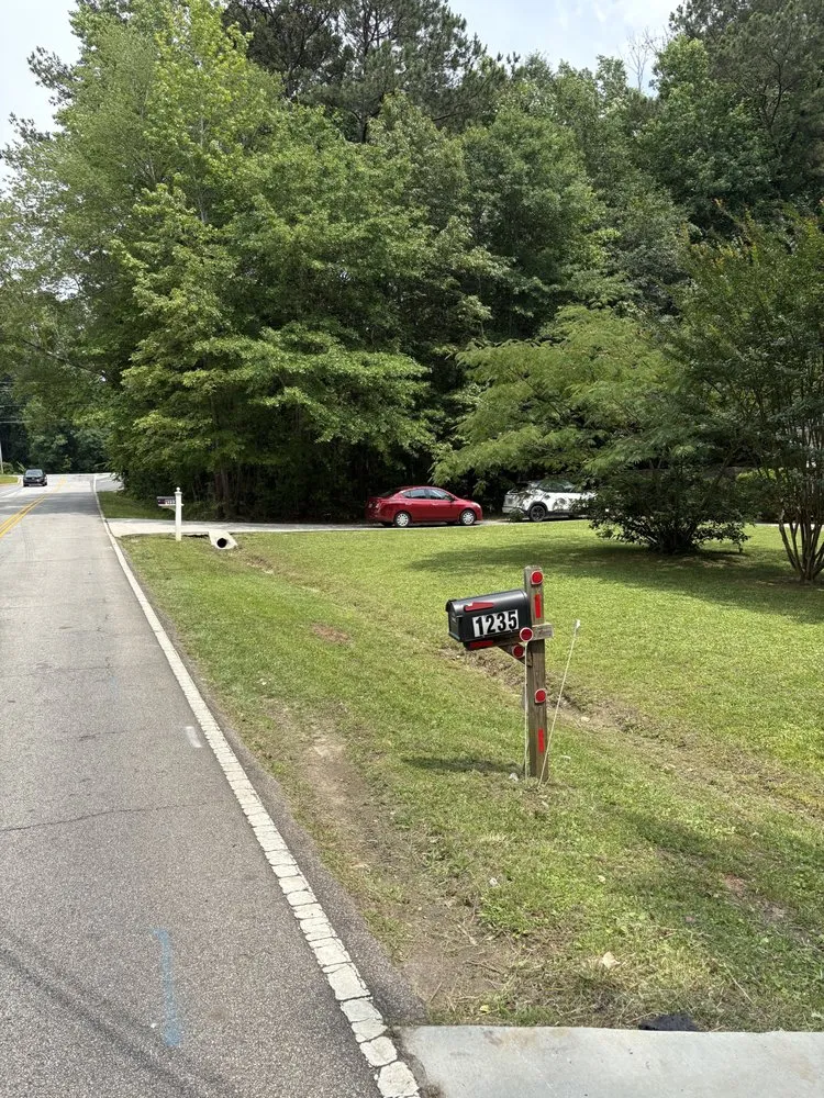 Affordable landscape design for beautiful yards in Jonesboro, GA by Zion’s Landscaping