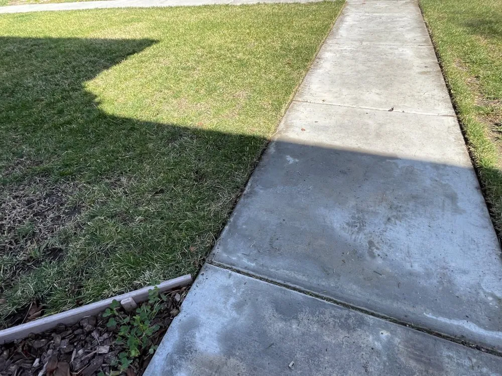 Expert lawn mowing service in Chula Vista, CA - Zip Lawn Mowing