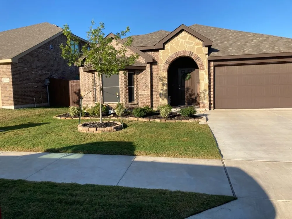 Custom yard maintenance for outdoor upgrades in Granbury, TX by ZipLawn