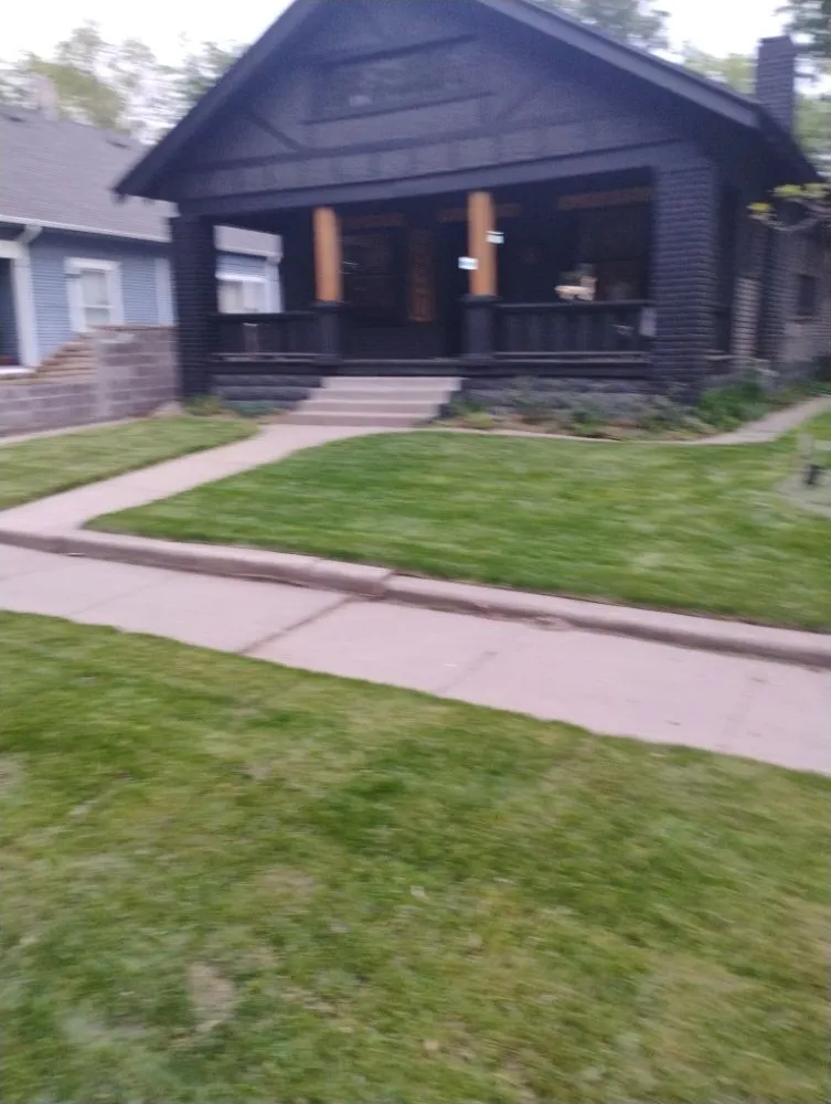 Local lawn mowing service in Wichita, KS - Zips Grass and Gutters