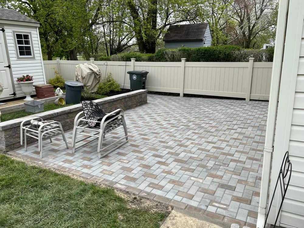 Expert yard maintenance in Havertown, PA - Zizzlo Landscaping & Hardscaping