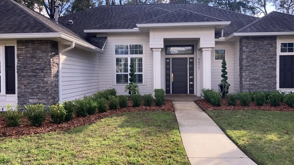 Custom lawn mowing service in Gainesville, FL - Z&L Lawnscaping