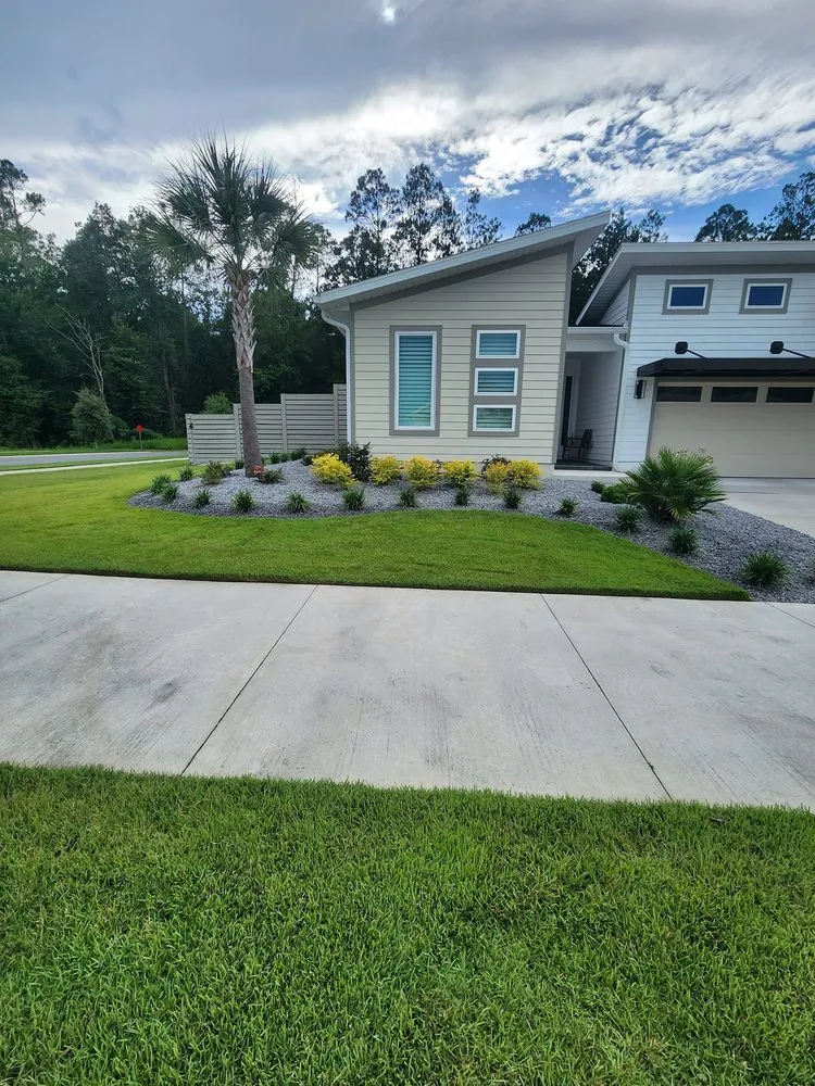 Reliable landscape design with custom design in Gainesville, FL by Z&L Lawnscaping