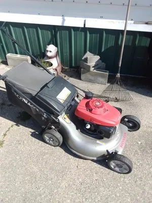 Zmarlys Landscaping Crew