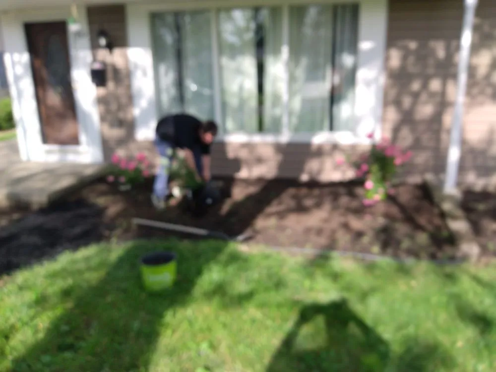 Custom landscape design in Niagara Falls, NY by ZNC Lawn Service