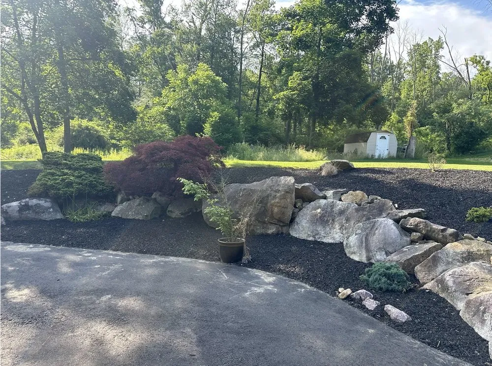 Professional garden landscaping in Stewartsville, NJ - ZNG Landscaping