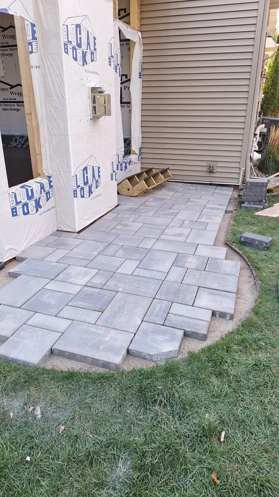 Professional garden landscaping near you in Prior Lake, MN by Znt Property Services