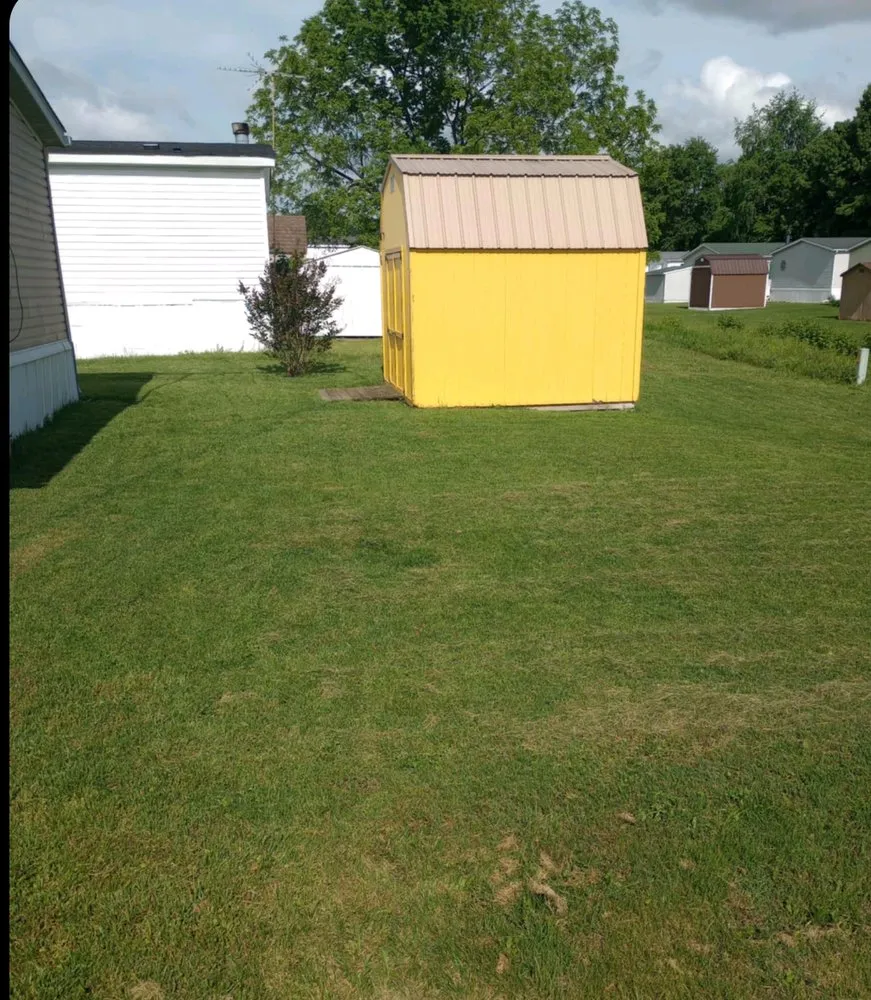 Trusted garden landscaping in Louisville, KY by Zombie Lawning