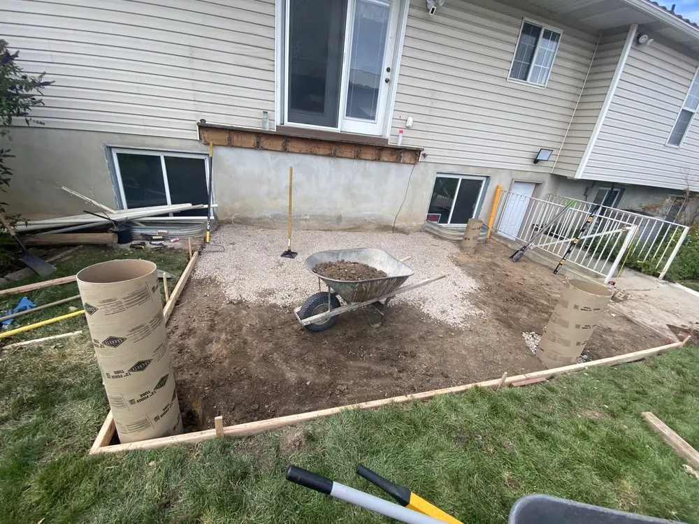 Custom yard cleanup service with custom design across Midvale, UT - Zoom