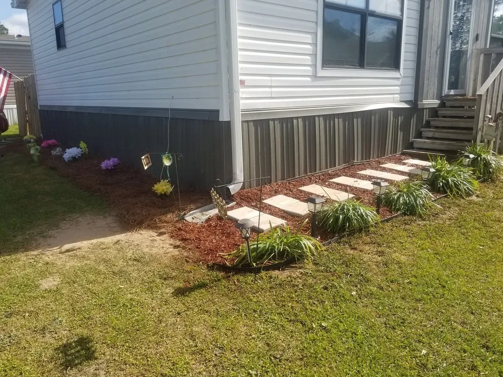 Expert lawn care service in Pensacola, FL - Zorja Lawn Care