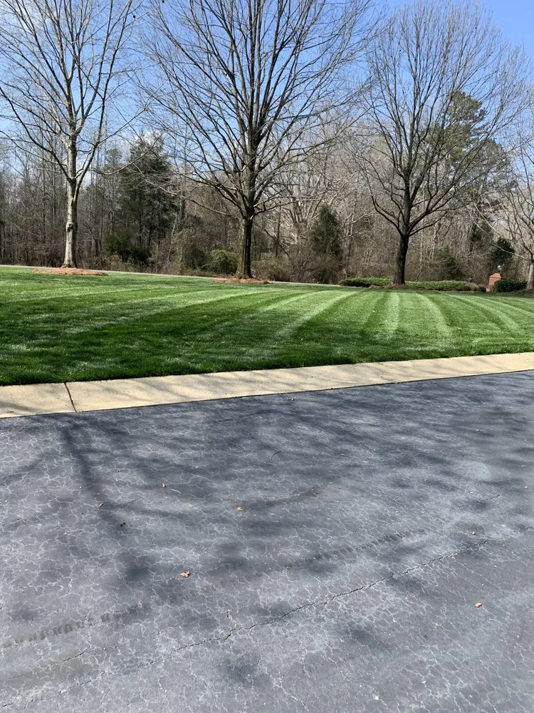 Custom outdoor landscaping in Winston-Salem, NC - Zotelo's Lawncare