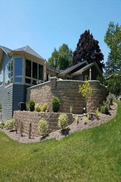 Top-rated garden landscaping experts serving Allenton, WI - Z's Home & Ground Improvement