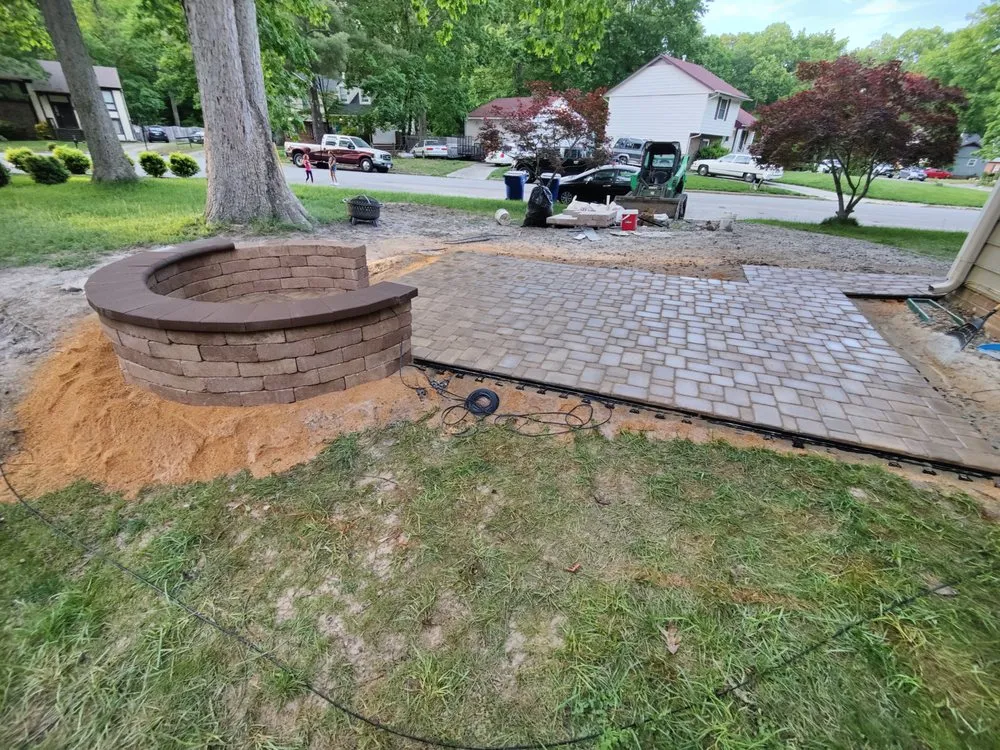 Local yard cleanup service for residential properties across Jetersville, VA - Zualva Family Landscape